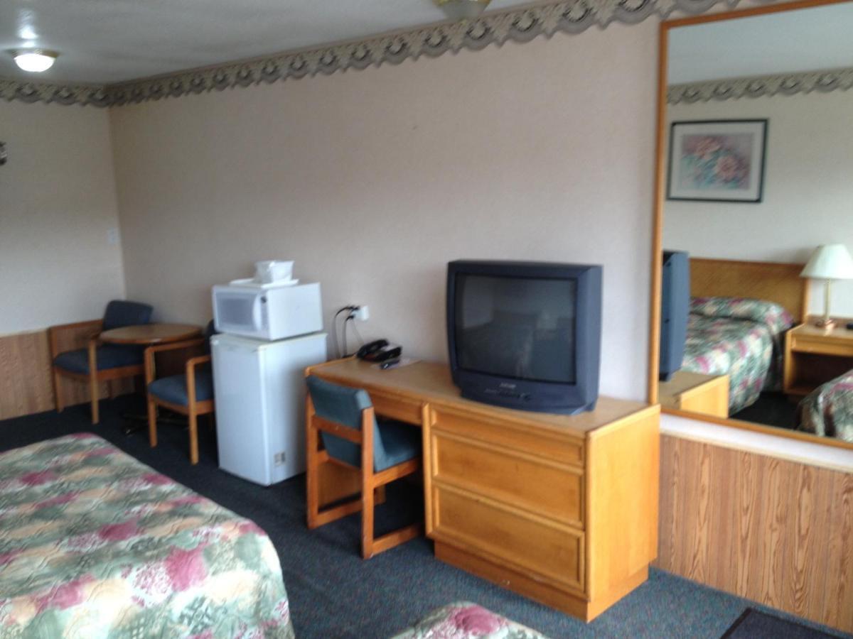 Weber Inn كيتشنر المظهر الخارجي الصورة